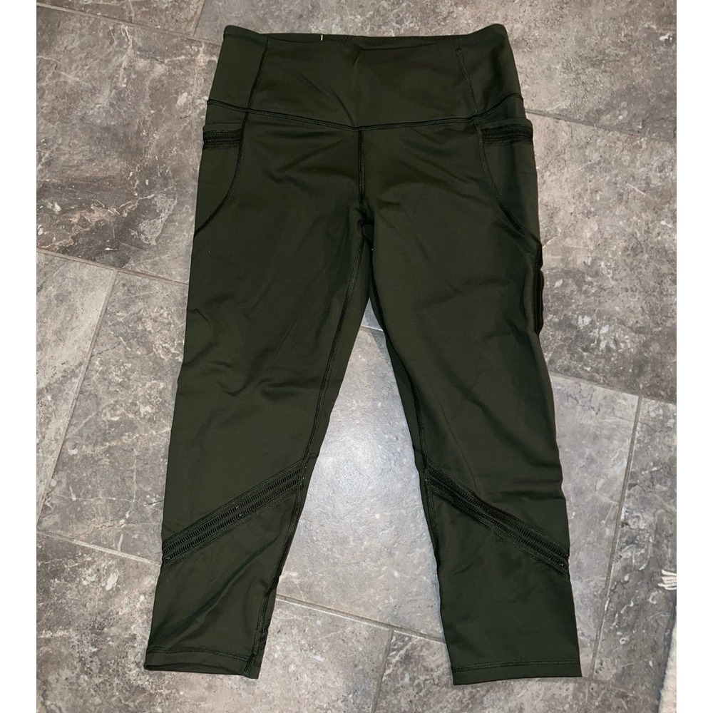 Victoria Sport Knockout by Victoria's Secret Capri legging M Olive green pockets